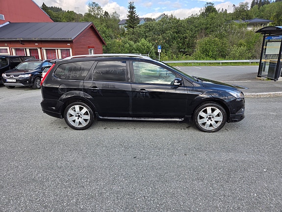 Ford Focus 5 of 5