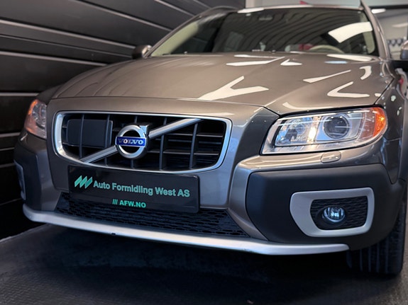 Volvo XC70 4 of 5