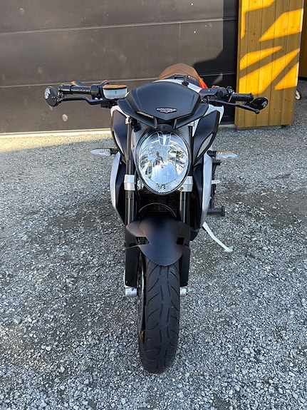 MV Agusta Brutale 800 6 of 20