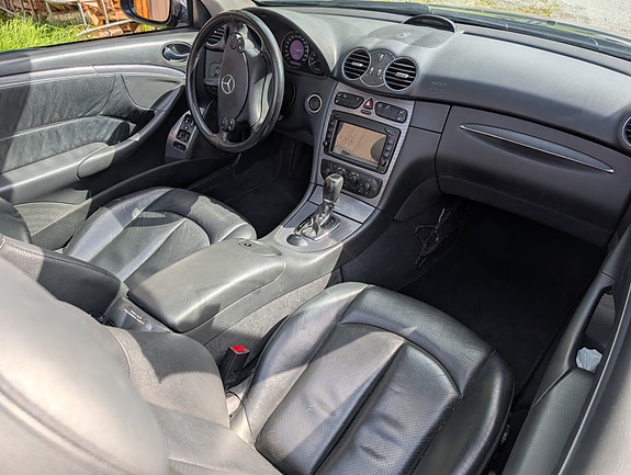 Mercedes-Benz CLK200 16 of 20