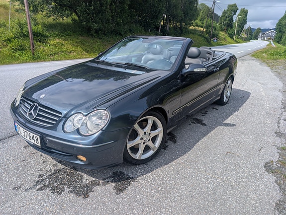 Mercedes-Benz CLK200 9 of 20