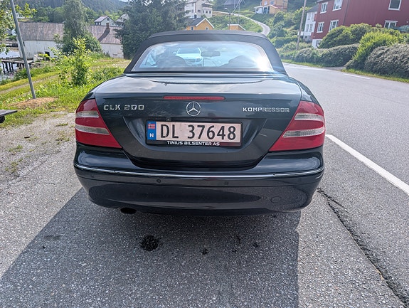 Mercedes-Benz CLK200 6 of 20