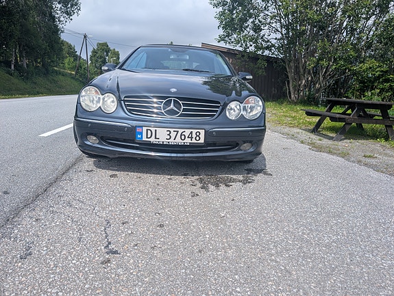 Mercedes-Benz CLK200 5 of 20