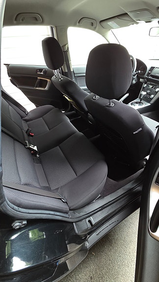 Subaru Legacy 5 of 5