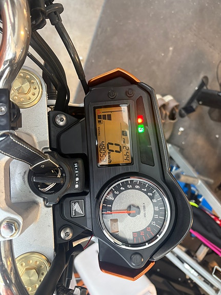 Honda CB 600 F Hornet 2 of 9