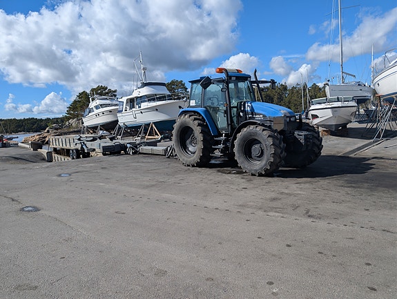 Grimsøy marina - Vinteropplag for båt – innendørs og utendørs hos Seilbåtservice på Grimsøy 2 of 6