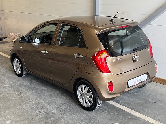 Kia Picanto 5 of 5