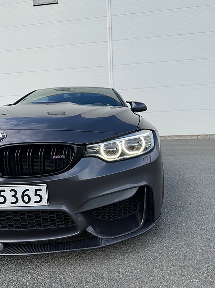 BMW M4 13 of 25