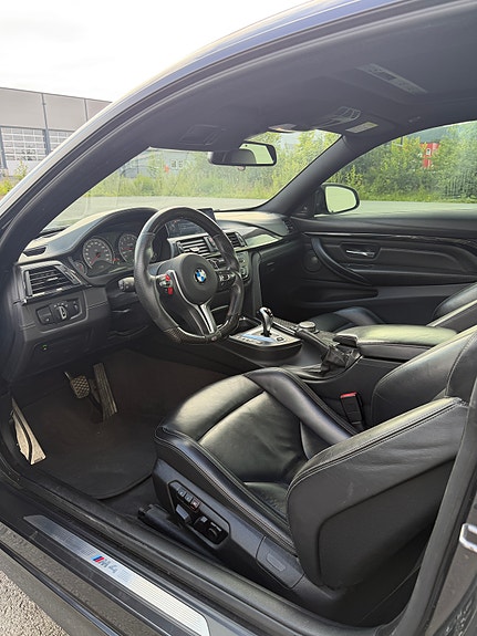 BMW M4 15 of 25