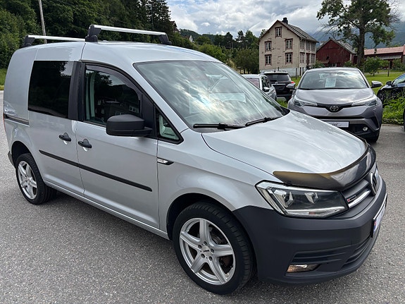 Volkswagen Caddy 4 of 5