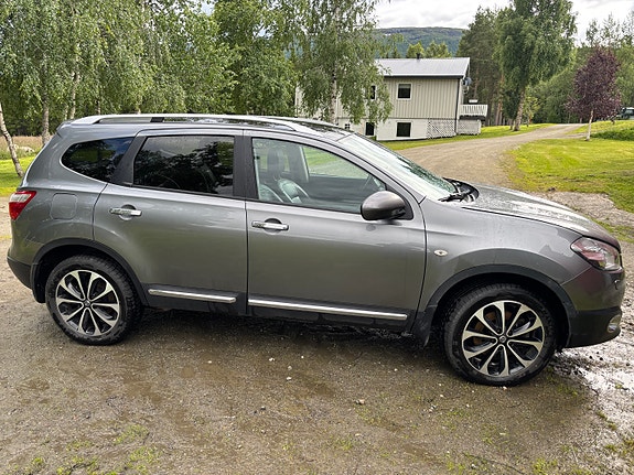 Nissan Qashqai+2 2 of 5
