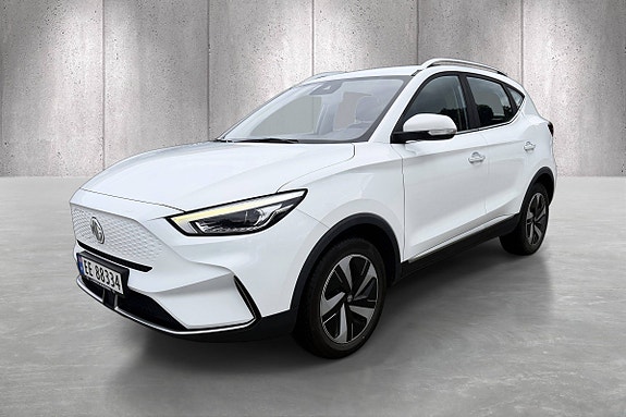 MG ZS EV 3 of 5