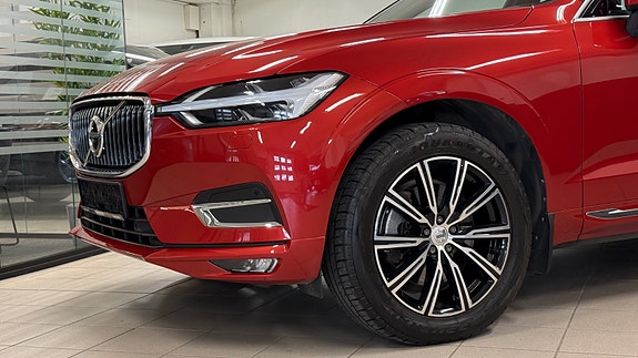 Volvo XC60 3 of 5
