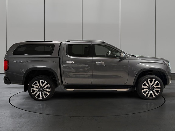 Volkswagen Amarok 5 of 5