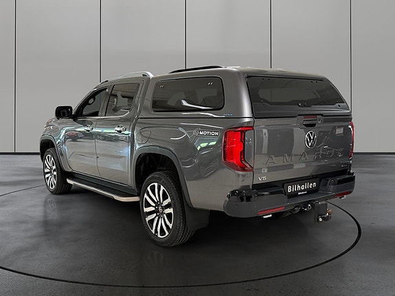 Volkswagen Amarok 3 of 5