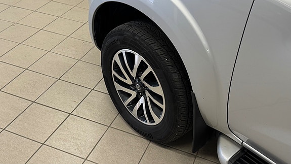 Nissan Navara 3 of 5