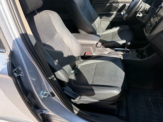Mitsubishi Outlander 22 of 25