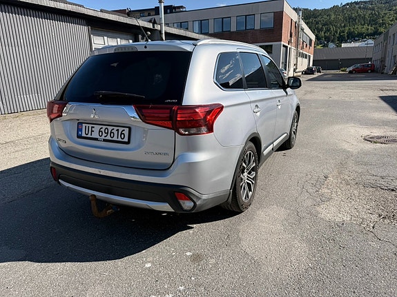 Mitsubishi Outlander 5 of 25
