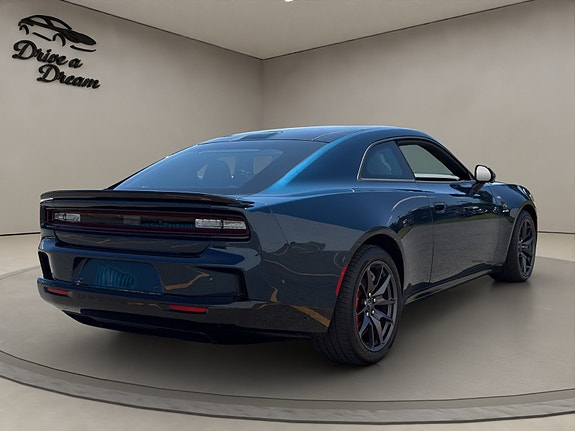 Dodge Charger 6 of 26