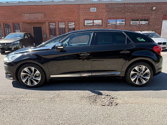 Citroen DS5 3 of 22