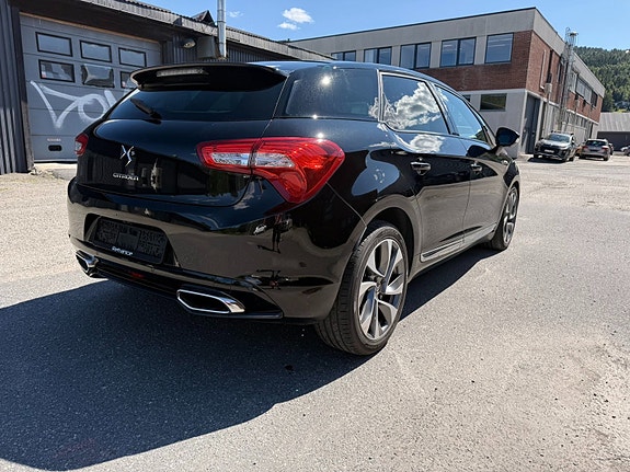 Citroen DS5 6 of 22
