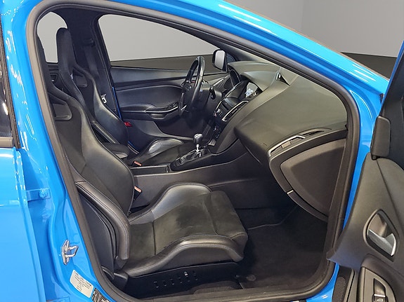Ford Focus 16 of 30
