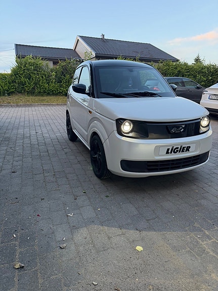Ligier Myli Diesel 2 of 5