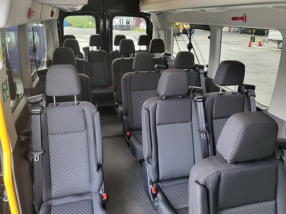 Ford Transit 4 of 5