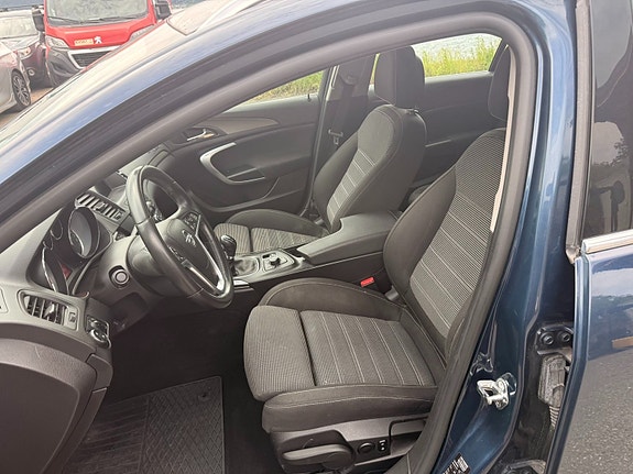 Opel Insignia 24 of 25