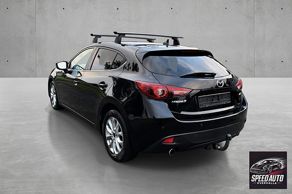 Mazda 3 5 of 5