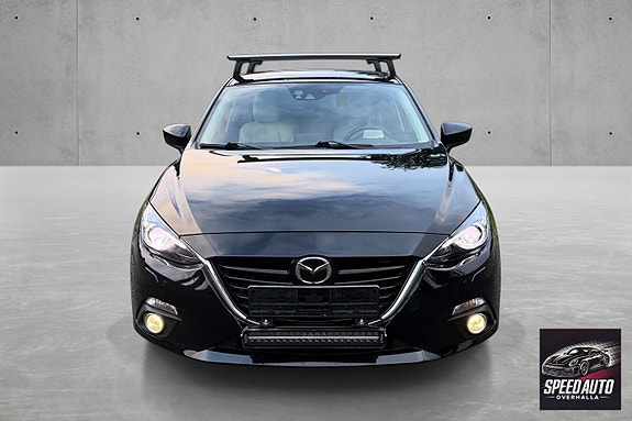 Mazda 3 2 of 5