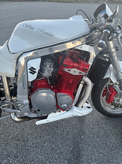 Suzuki GSX-R 1100 26 of 30