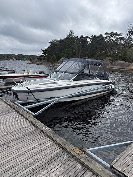 Flott båt med allt utstyr. Seriøse bud vurderes 2 of 3