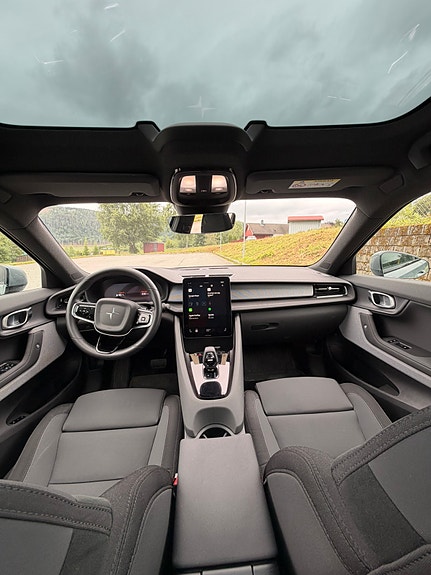 Polestar 2 12 of 17