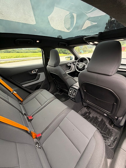 Polestar 2 10 of 17