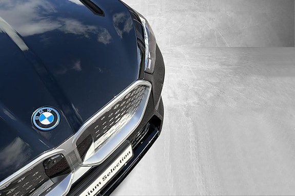 BMW iX2 20 of 30