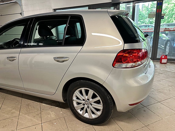 Volkswagen Golf 3 of 5