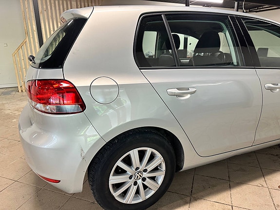 Volkswagen Golf 5 of 5
