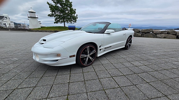 Pontiac Trans Am 3 of 5