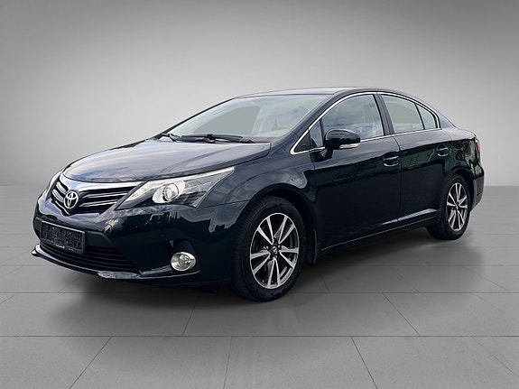 Toyota Avensis 3 of 5