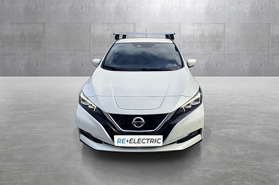 Nissan Leaf 2 of 5