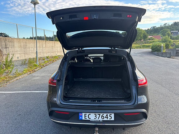 Mercedes-Benz EQC400 5 of 5