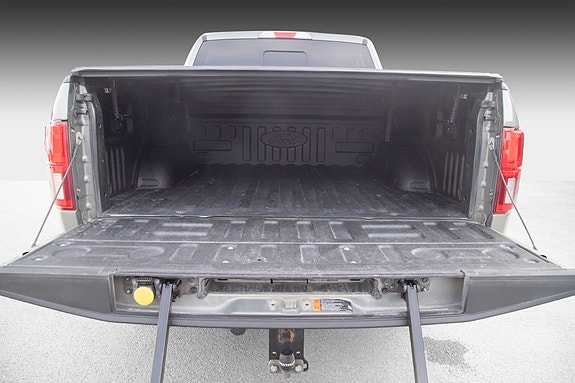 Ford F-150 13 of 30