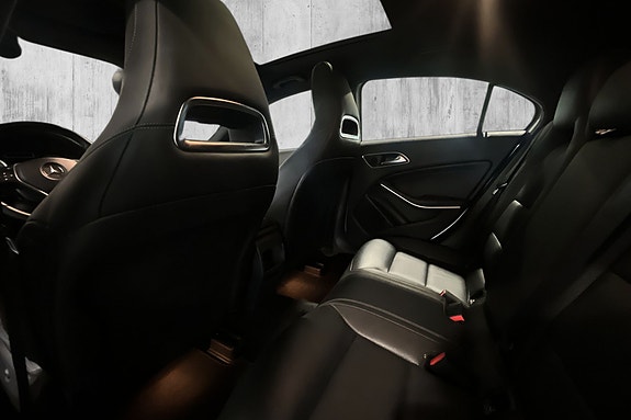 Mercedes-Benz A180 15 of 24
