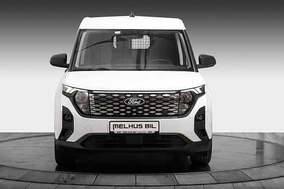 Ford E-Transit Courier 2 of 5