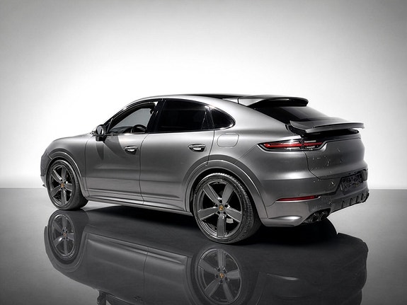 Porsche Cayenne Coupe 4 of 5