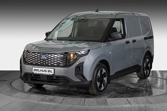 Ford E-Transit Courier 3 of 5