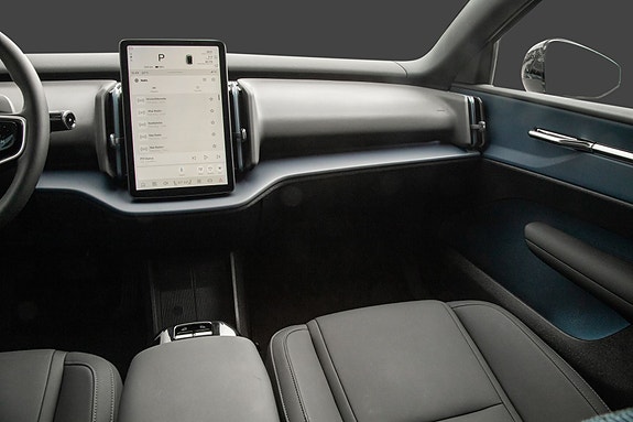 Volvo EX30 14 of 24