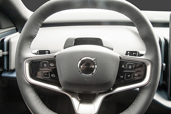 Volvo EX30 11 of 24