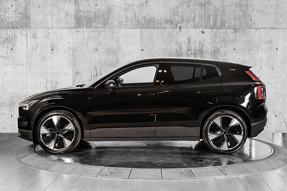 Volvo EX30 4 of 24